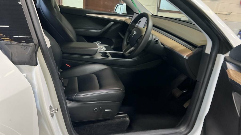 Tesla Model Y Suv White #2