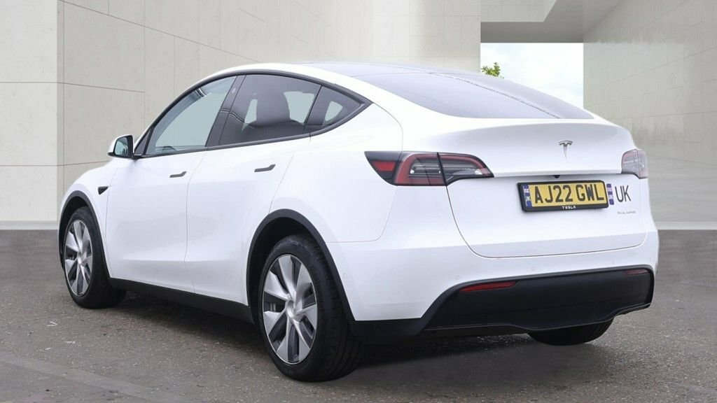 Tesla Model Y Suv White #5