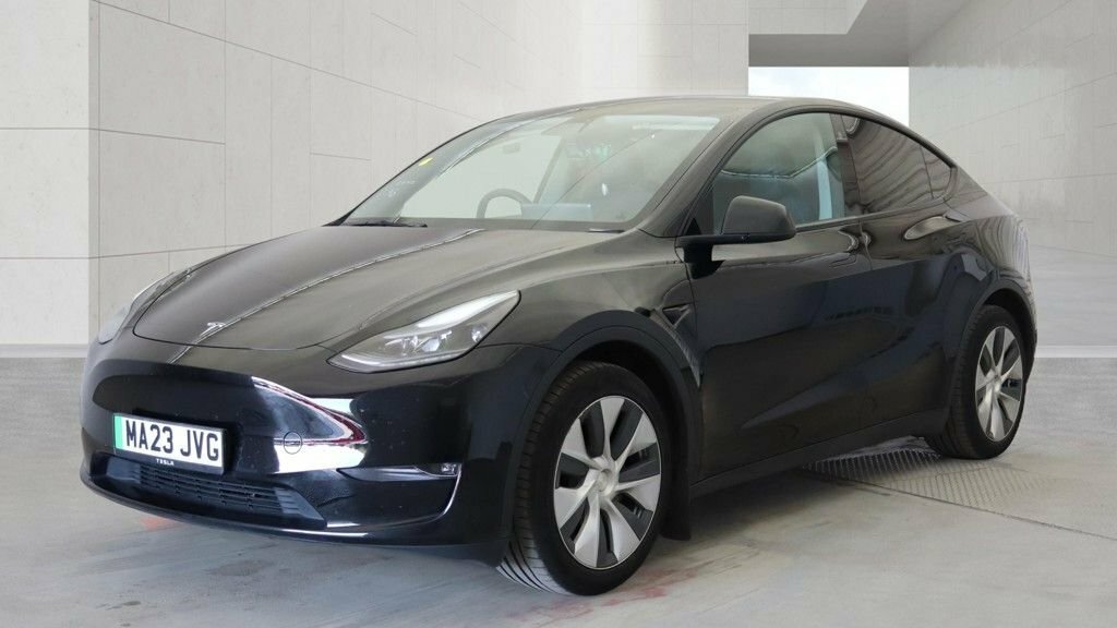 Tesla Model Y Suv Black