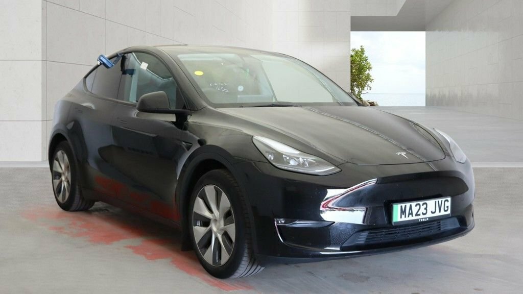 Tesla Model Y Suv Black #4