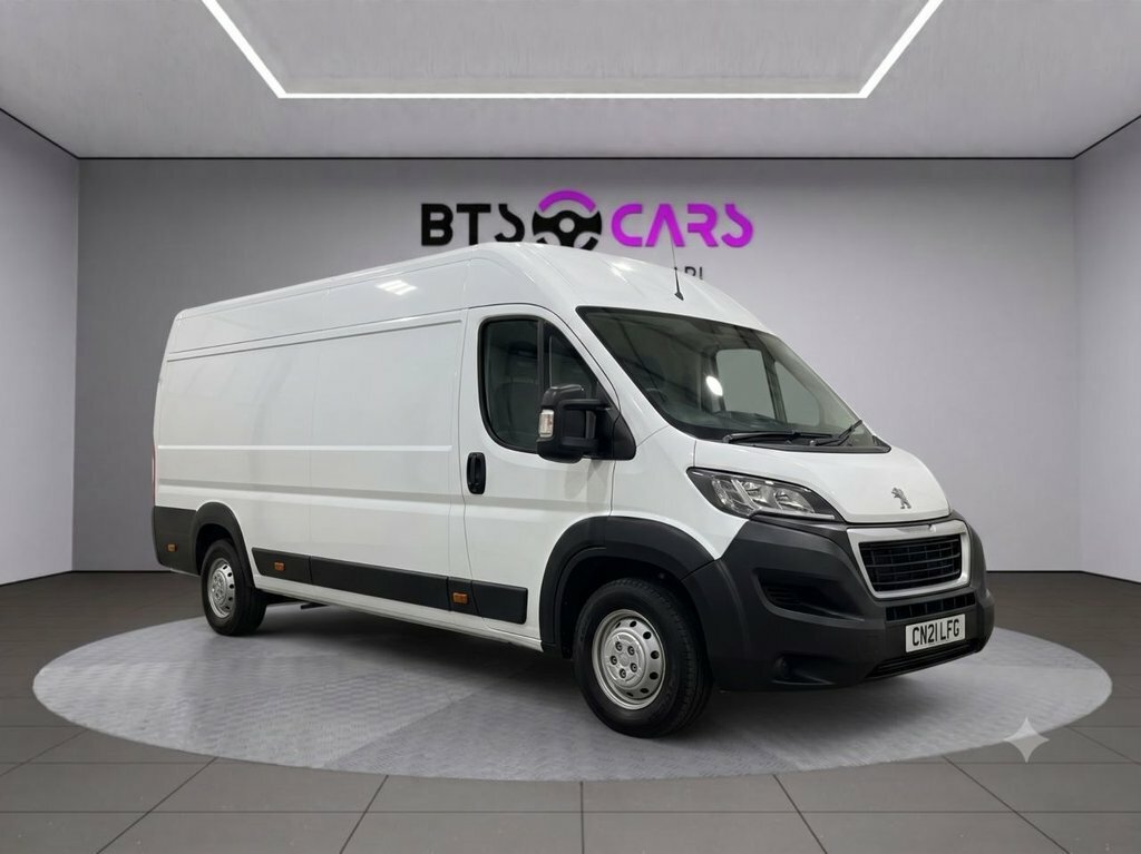 Peugeot Boxer 2.2L Professional White