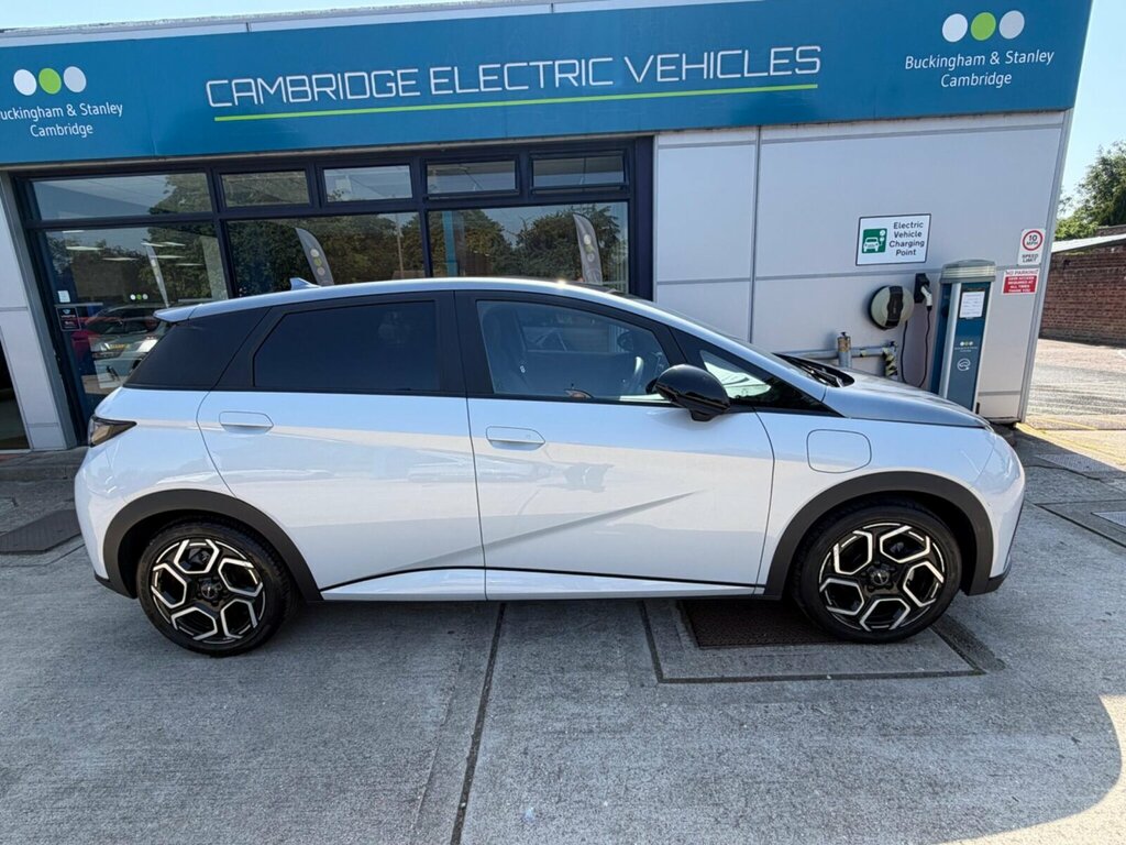 Byd Dolphin 60.48Kwh Design Silver #5