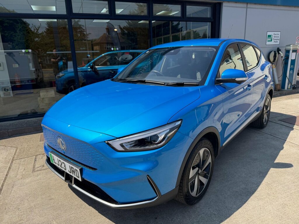 MG ZS 72.6Kwh Se Long Range LJ23JRD Blue #5