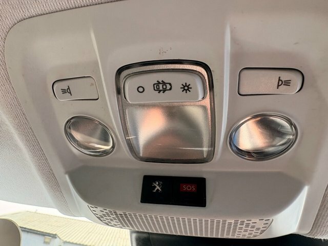 Peugeot 208 1.2 Puretech 82 Tech Edition Start Stop Grey #25
