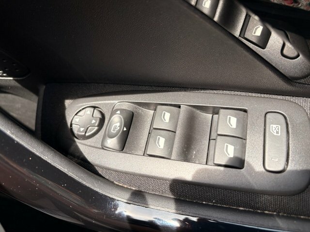 Peugeot 208 1.2 Puretech 82 Tech Edition Start Stop Grey #15