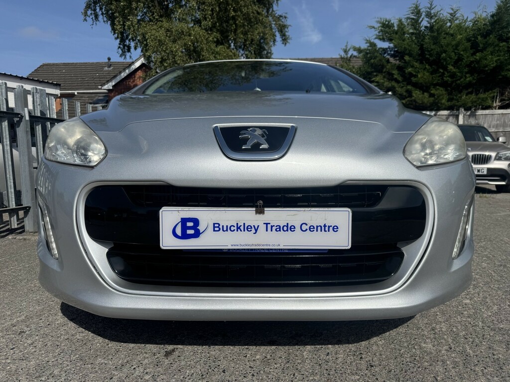 Peugeot 308 Hatchback 1.6 Hdi Active 201363 Silver #3