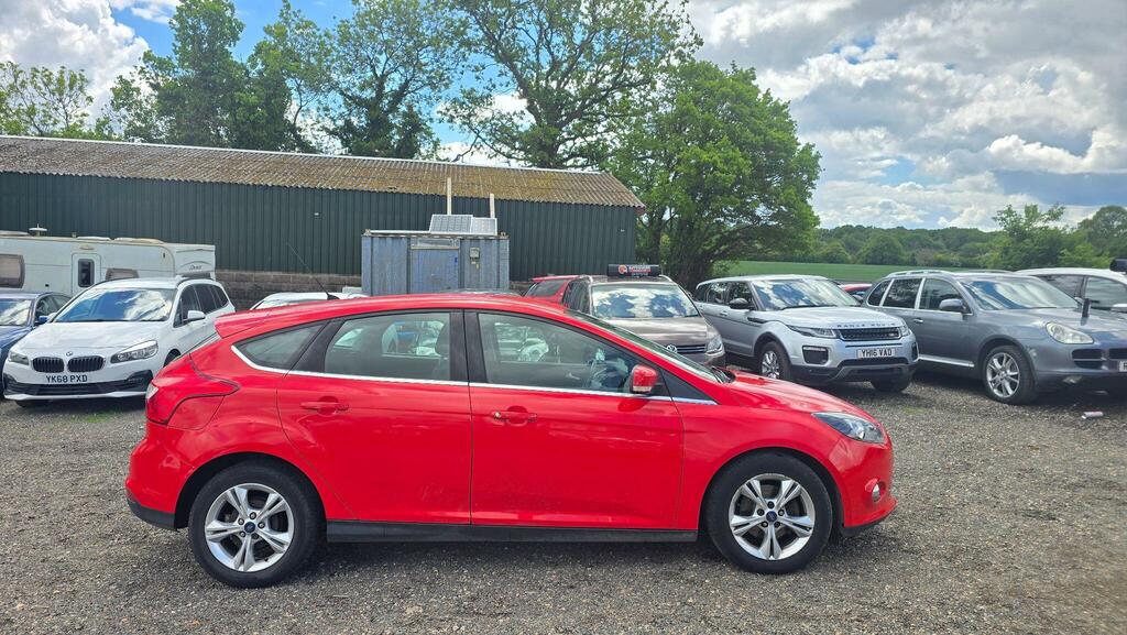 Ford Focus 1.6 Zetec Euro 5 White #10