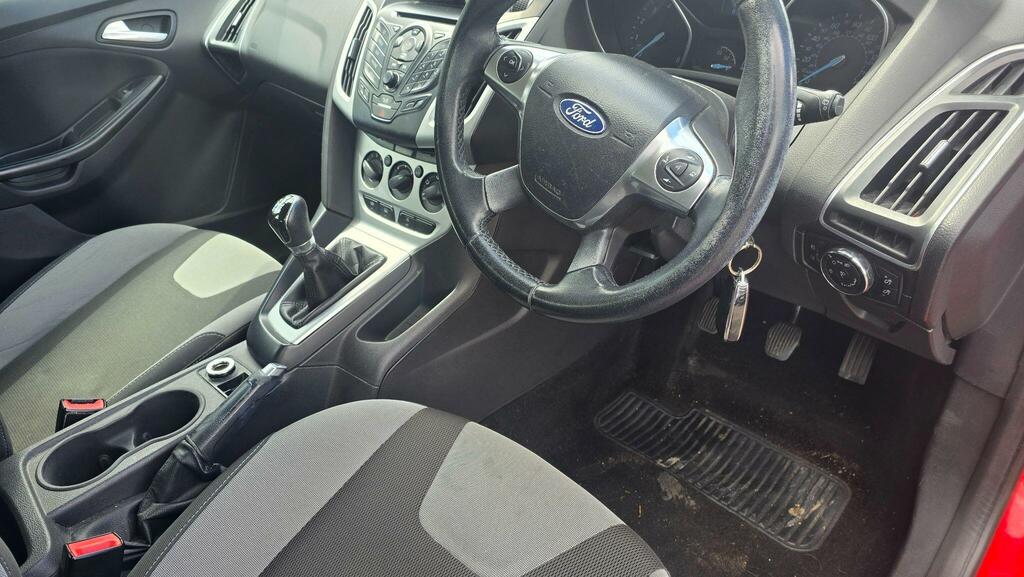 Ford Focus 1.6 Zetec Euro 5 White #15