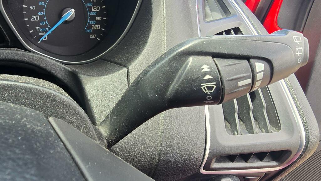 Ford Focus 1.6 Zetec Euro 5 White #20