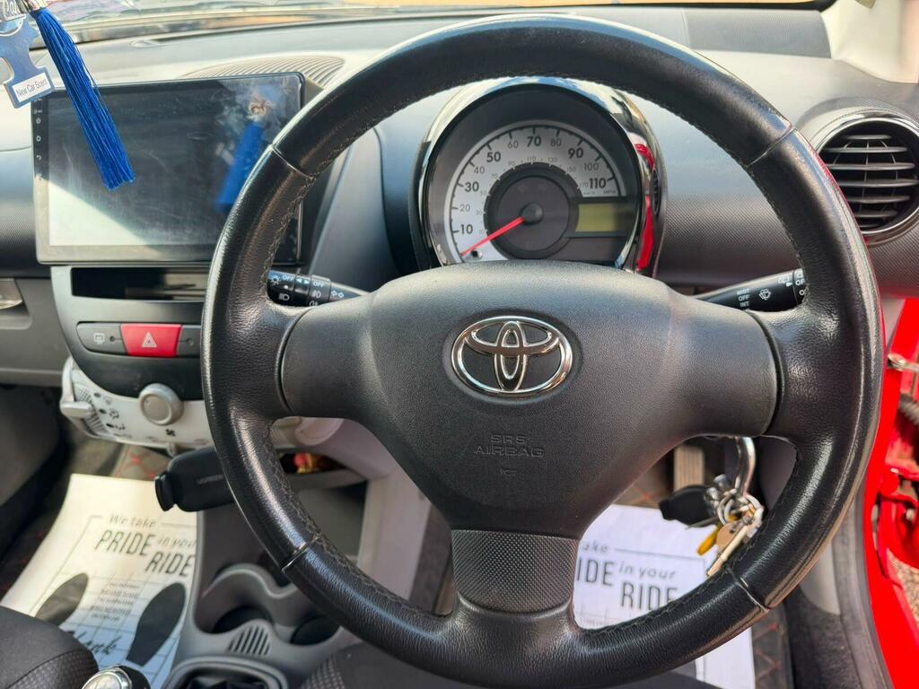 Toyota Aygo Hatchback Black #43