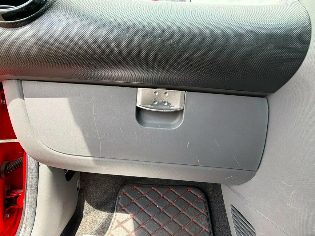 Toyota Aygo Hatchback Black #28