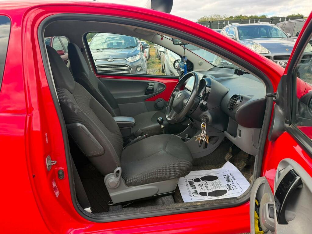 Toyota Aygo Hatchback Black #18