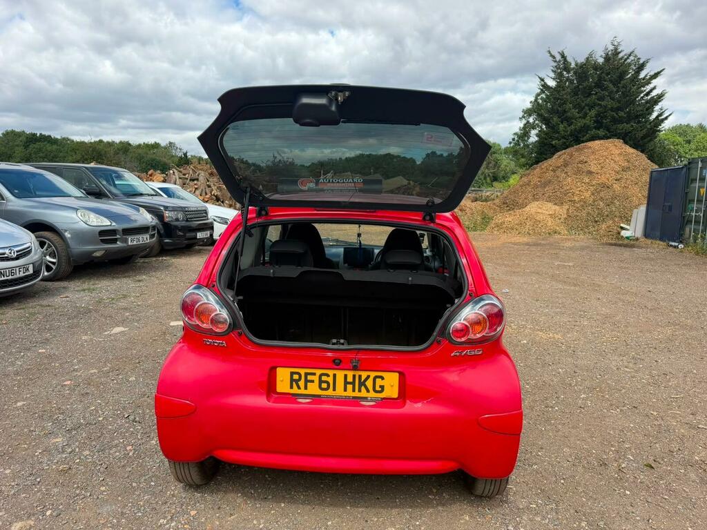 Toyota Aygo Hatchback Black #42