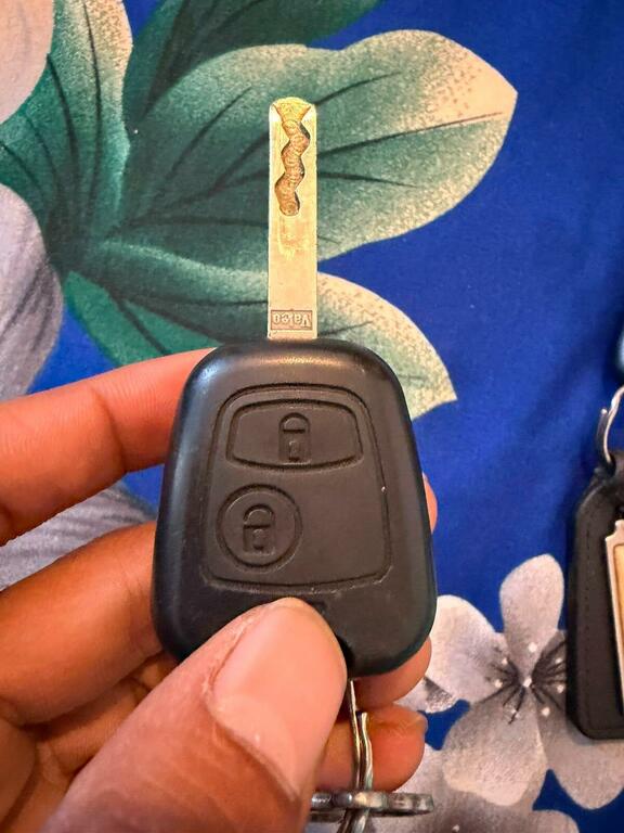Toyota Aygo Hatchback Black #69
