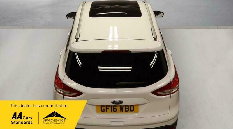Ford Kuga 2.0 Tdci Titanium X White #2