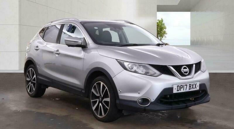 Nissan Qashqai 1.5 Dci Tekna 2Wd Silver