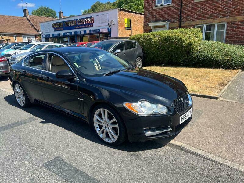 Jaguar XF 3.0D S V6 Premium Black