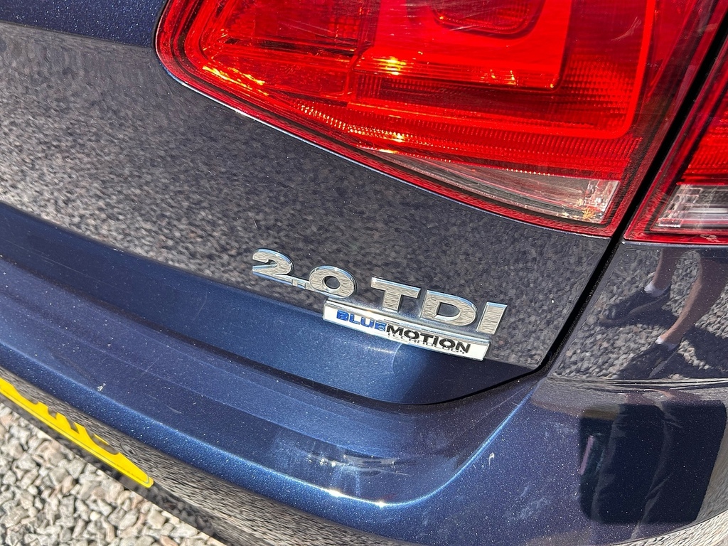 Volkswagen Golf Tdi Bluemotion Tech Match Edition Blue #6