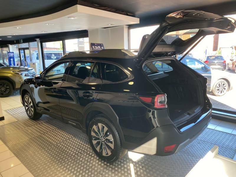 Subaru Outback New 2.5I Touring Lineartronic - 2026 26 Black #3