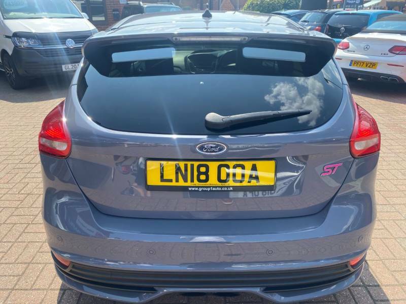 Ford Focus 2.0T Ecoboost St-3 Navigation Grey #5