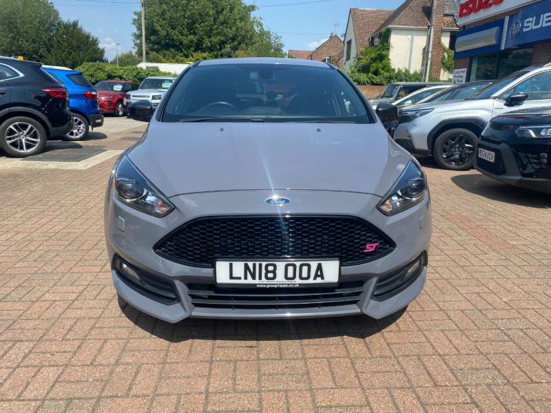 Ford Focus 2.0T Ecoboost St-3 Navigation Grey