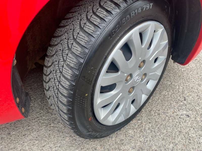 Hyundai I10 1.2 Classic Red #5