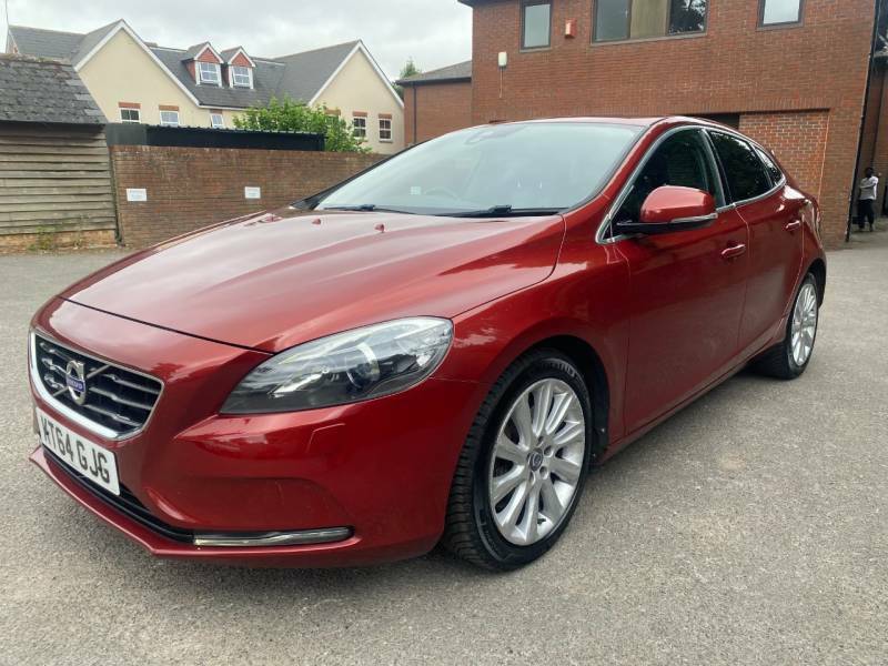 Volvo V40 D3 Se Lux Nav Red #3