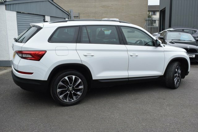 Skoda Kodiaq 1.5 Tsi Act Se Drive Suv Dsg Euro 6 S White #4