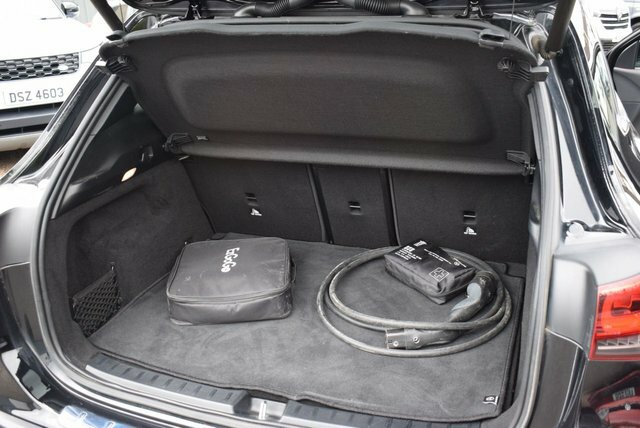 Mercedes-Benz EQA 300 4Matic Amg Line Black #25