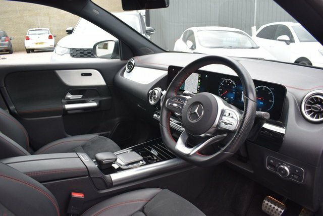 Mercedes-Benz EQA 300 4Matic Amg Line Black #22