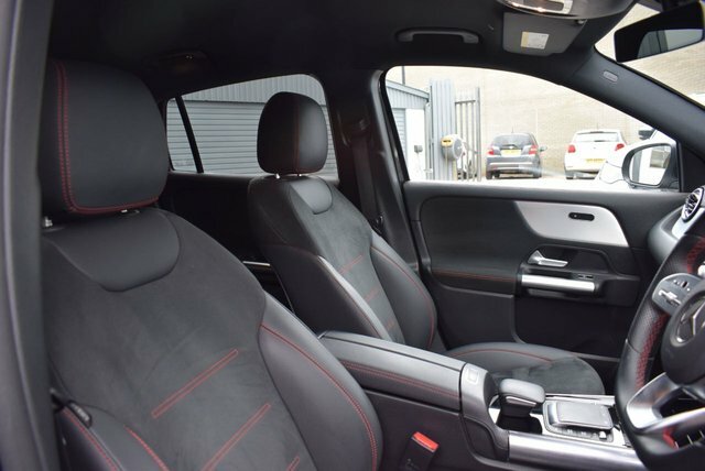 Mercedes-Benz EQA 300 4Matic Amg Line Black #23