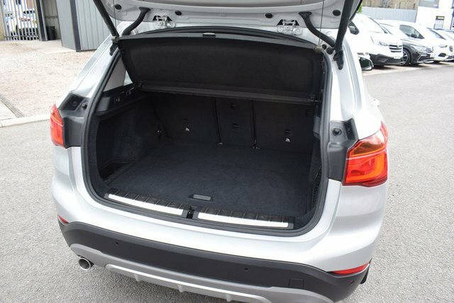 BMW X1 Xdrive 20D Sport Step Black #16