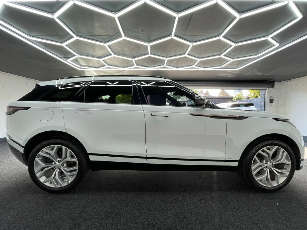 Land Rover Range Rover Velar 2L R-dynamic Se White #3