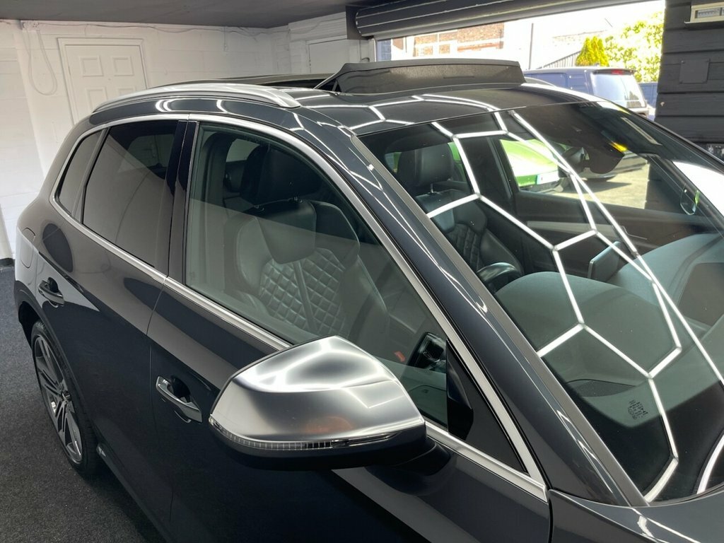 Audi SQ5 3L Null Black #29