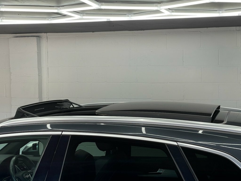Audi SQ5 3L Null Black #18