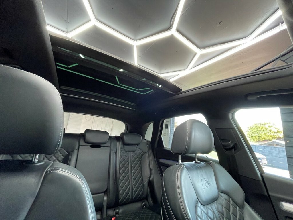 Audi SQ5 3L Null Black #66