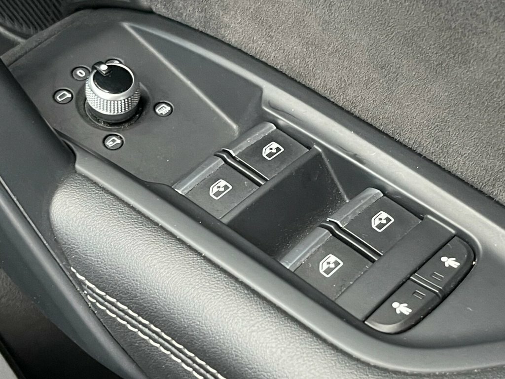 Audi SQ5 3L Null Black #42