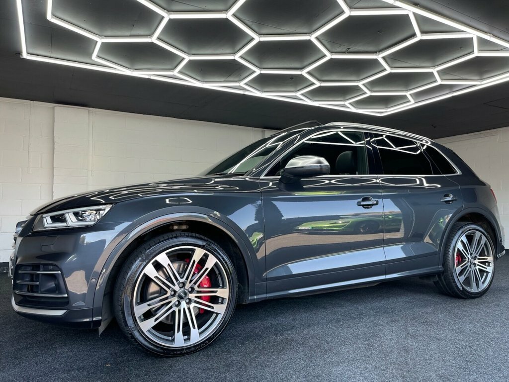 Audi SQ5 3L Null Black #15