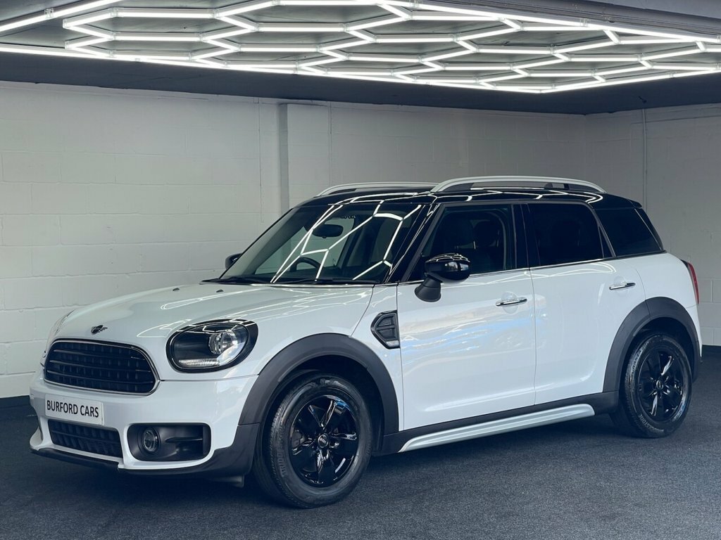 Mini Countryman 1.5L Cooper Classic YF20HCE White #2