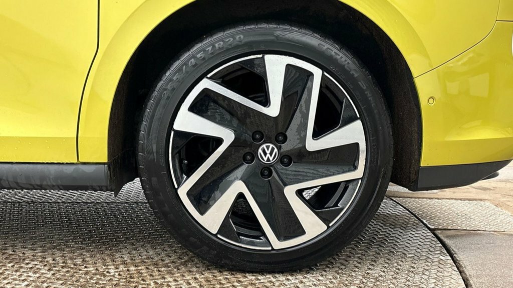 Volkswagen ID.Buzz Mpv White #4