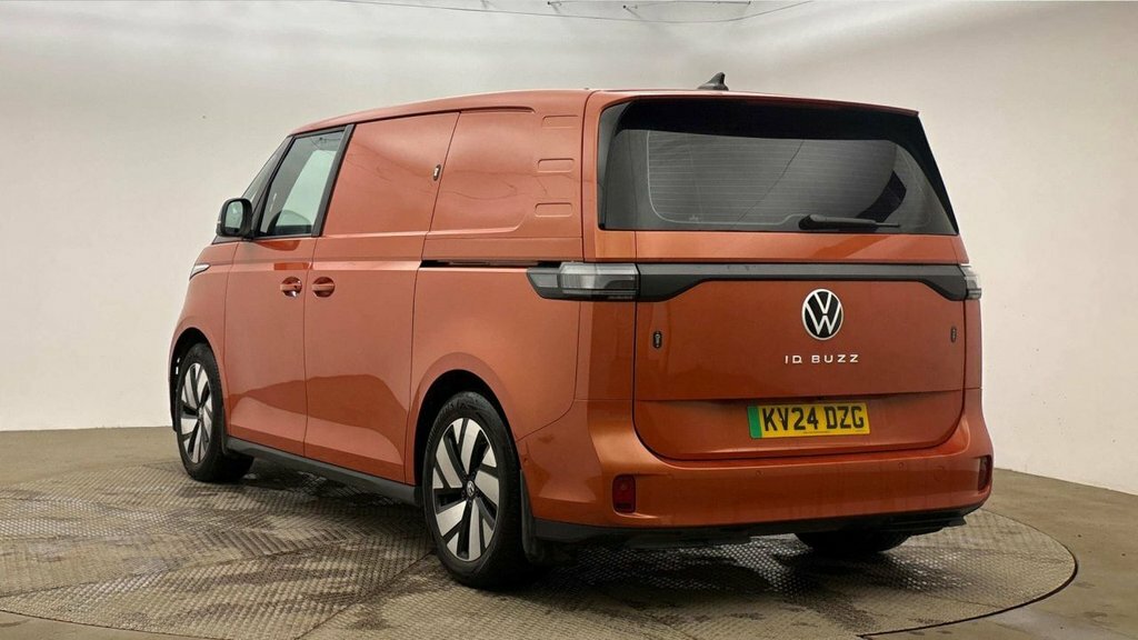 Volkswagen ID.Buzz Mpv Orange