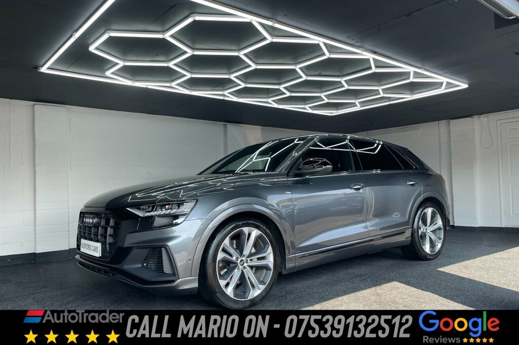 Audi Q8 3L Black Edition Grey