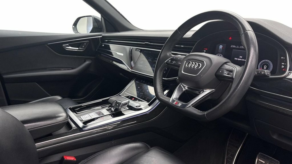 Audi Q8 3L Black Edition Grey #2