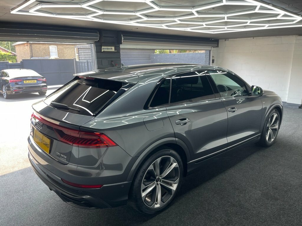 Audi Q8 3L Black Edition Grey #6