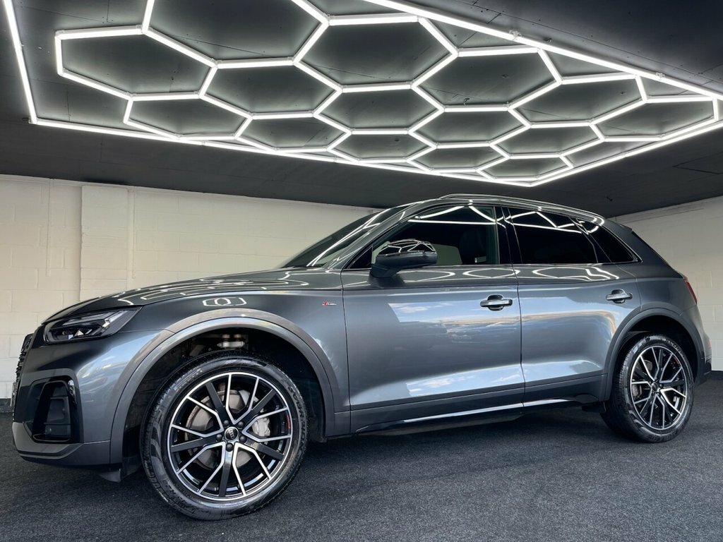Audi Q5 2L Black Edition Grey #2