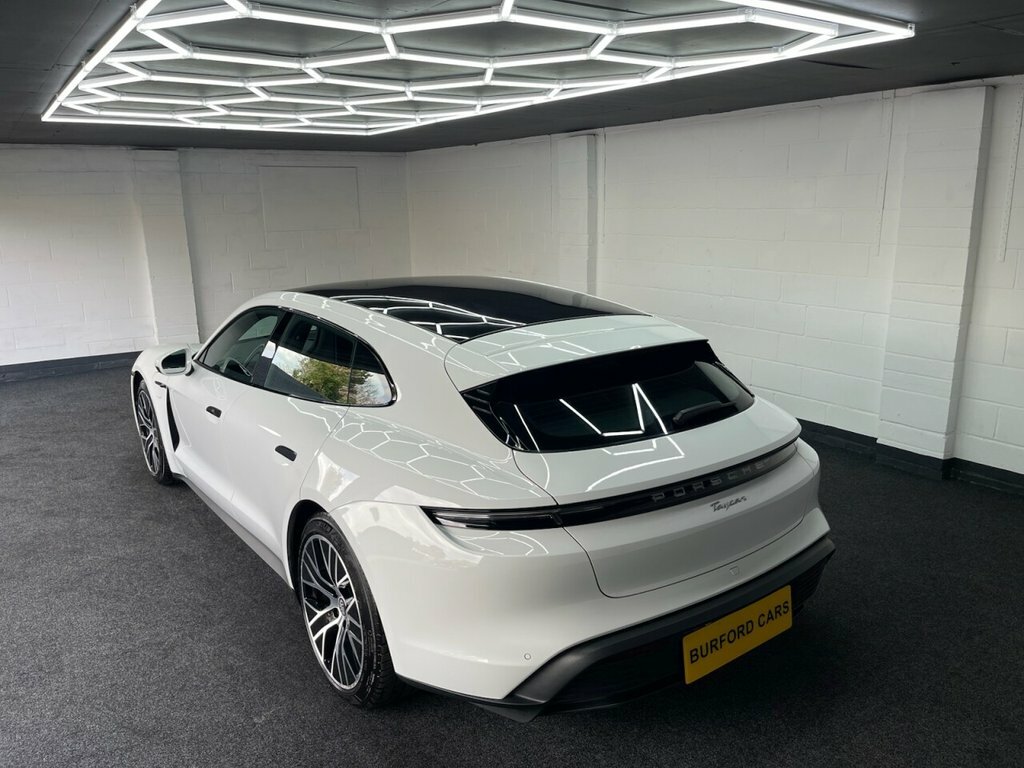 Porsche Taycan Estate White #6