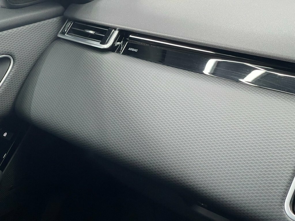 Land Rover Range Rover Velar 2.0 D200 Dynamic Se Grey #49