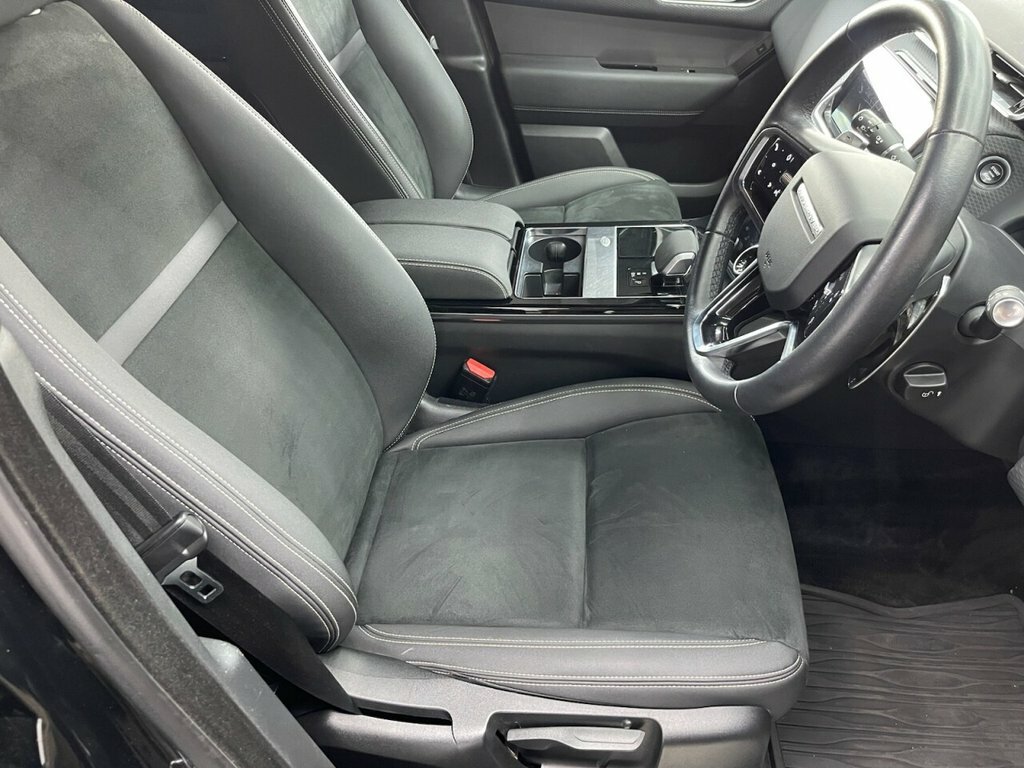 Land Rover Range Rover Velar Suv Black #4