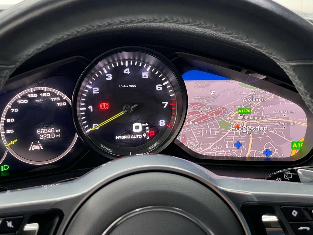 Porsche Panamera 2.9 V6 4 E-hybrid Pdk White #67
