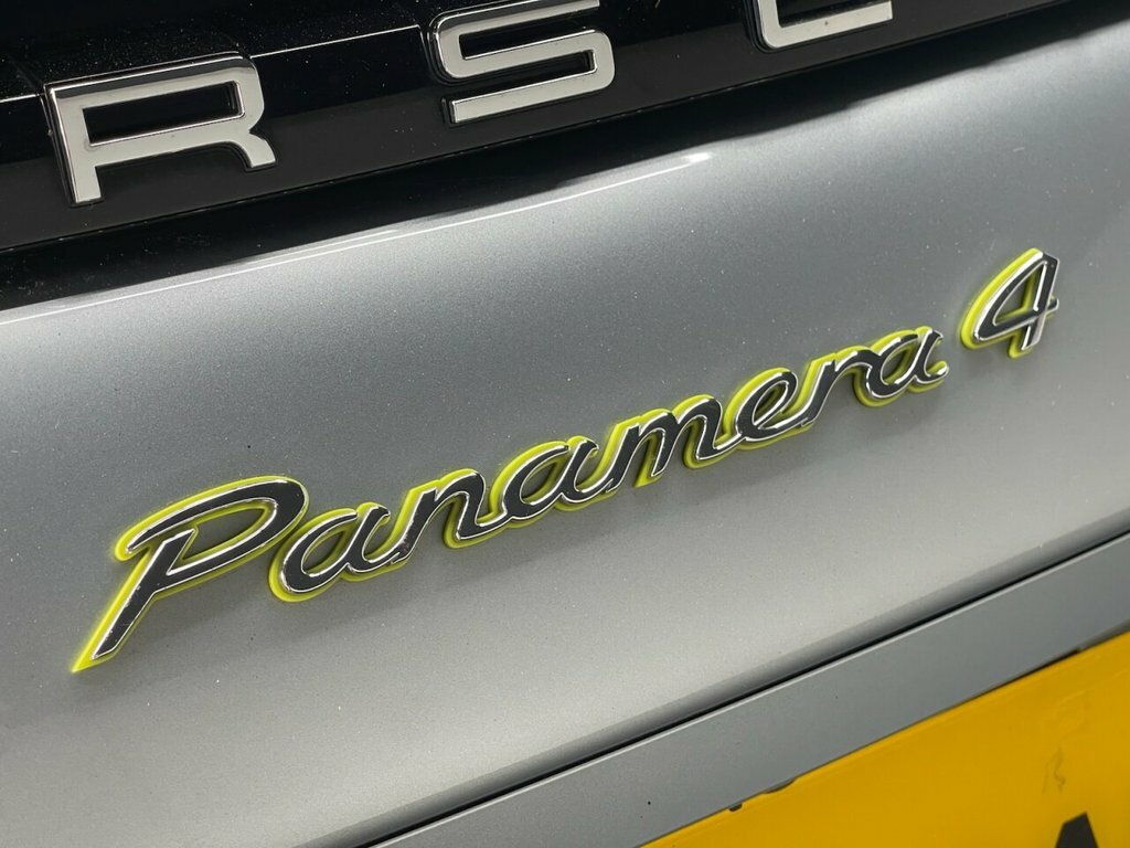 Porsche Panamera 2.9 V6 4 E-hybrid Pdk White #18